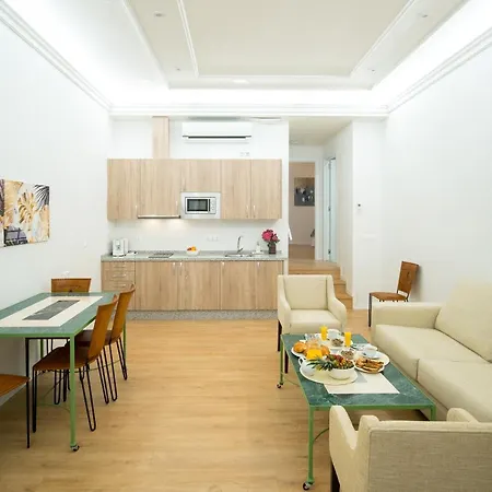 Arco Macarena Lofts
