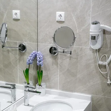 Arco Macarena Lofts Apartmanhotel *