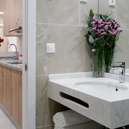 Apartahotel Arco Macarena Lofts