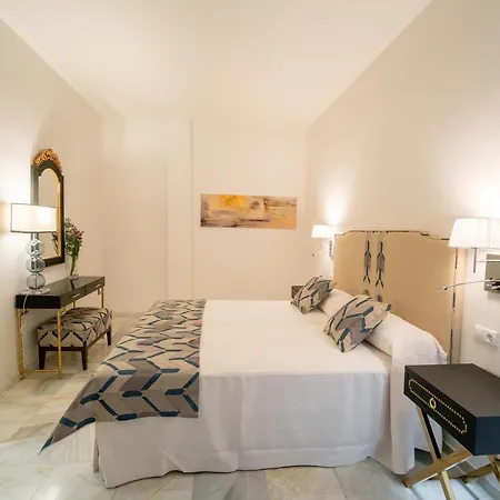 Apartahotel Arco Macarena Lofts *